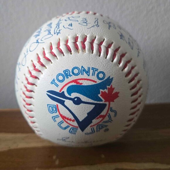 Signed Toronto Blue Jays Baseball - Picture 1 of 5